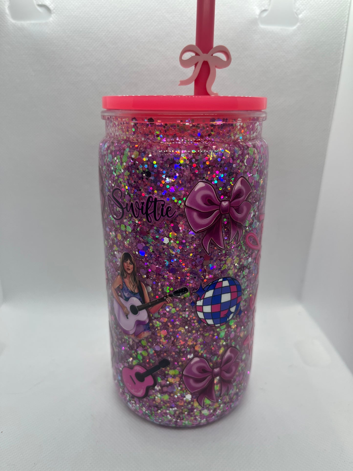 Swiftie Pink Glitter Snow Globe Tumbler – 16 oz Plastic Cup