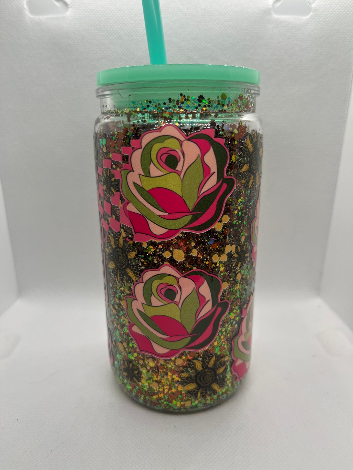 Camo & Floral Glitter Snow Globe Tumbler – 16 oz Plastic Cup