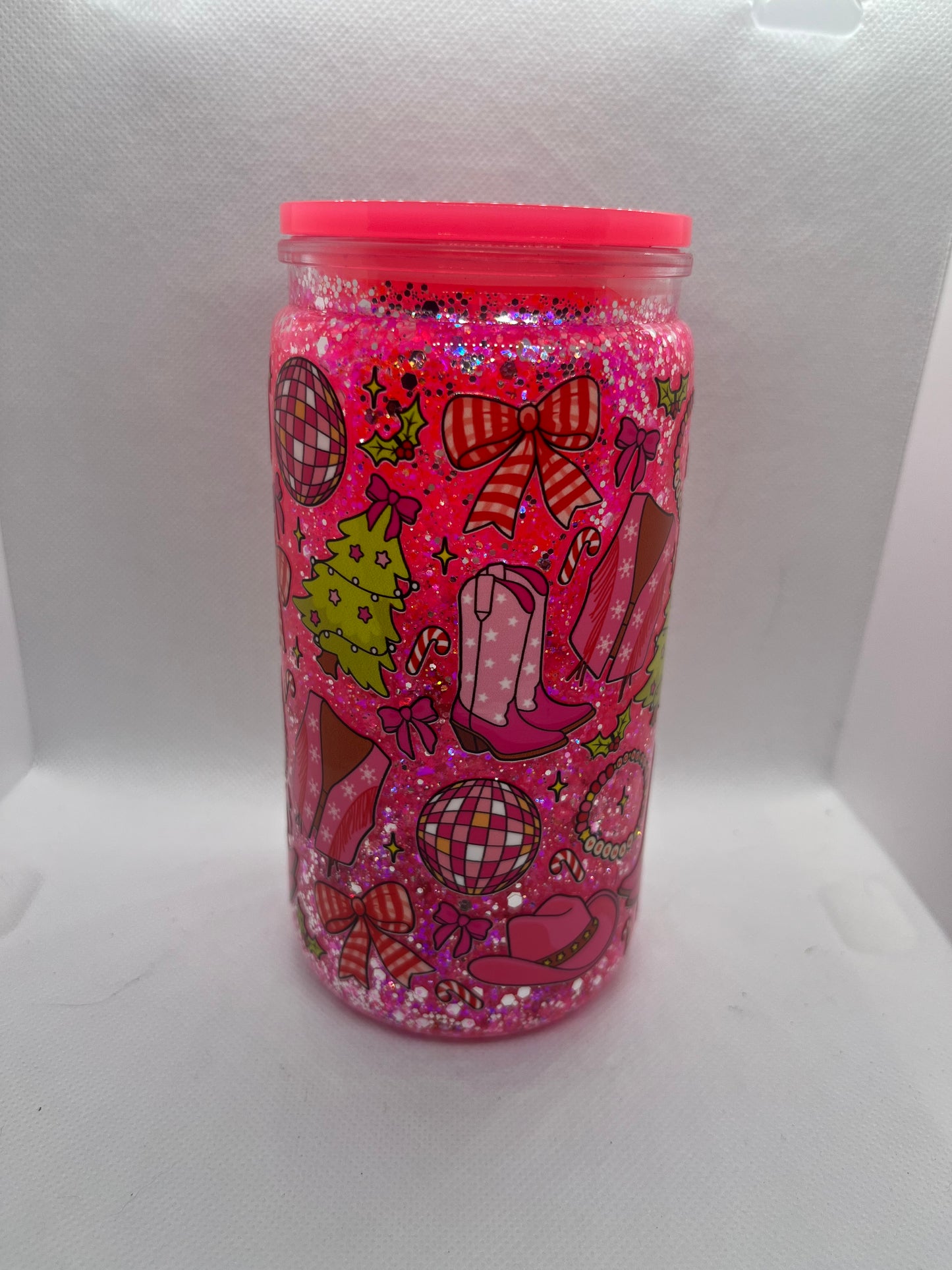 Pink Western Christmas Snowglobe Cup – 16 oz Plastic Tumbler