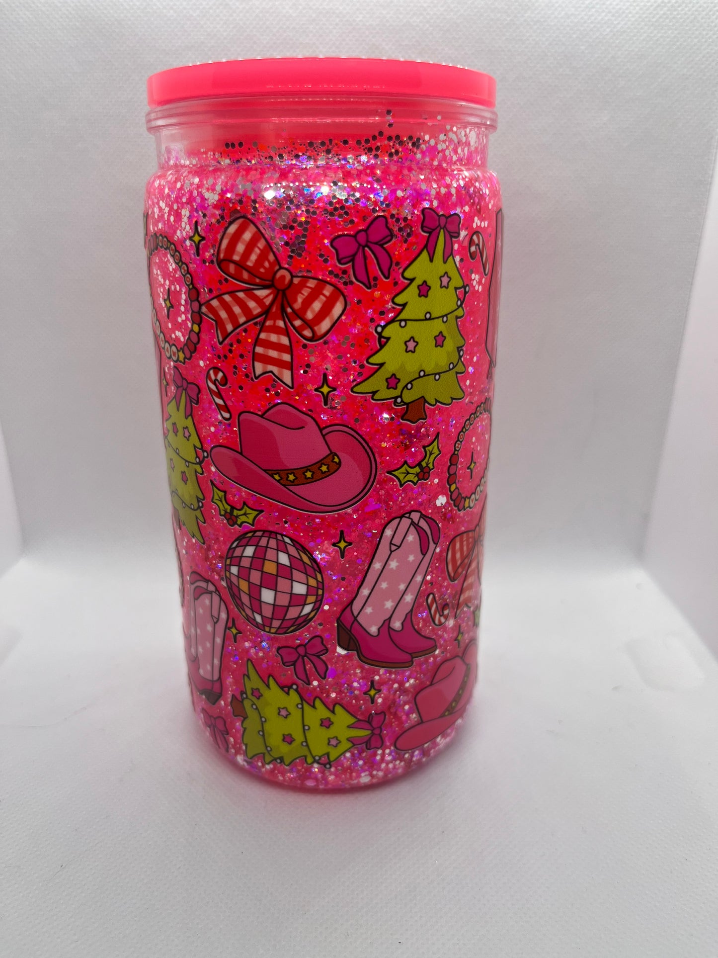 Pink Western Christmas Snowglobe Cup – 16 oz Plastic Tumbler